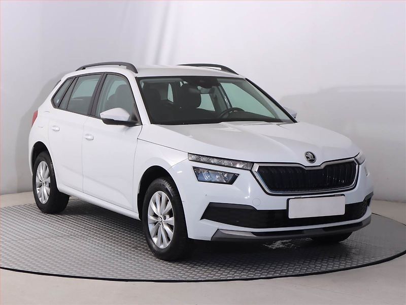 Škoda Kamiq (2021) Ambition 1.0 TSI, Serv.kniha - fotka 1 z 19