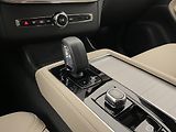 Volvo XC90 (2026) T8 AWD Plug-in CORE 7m - náhled 38