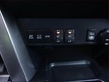 Toyota RAV4 (2016) 2.5 Hybrid, 4X4, Automat - náhled 22