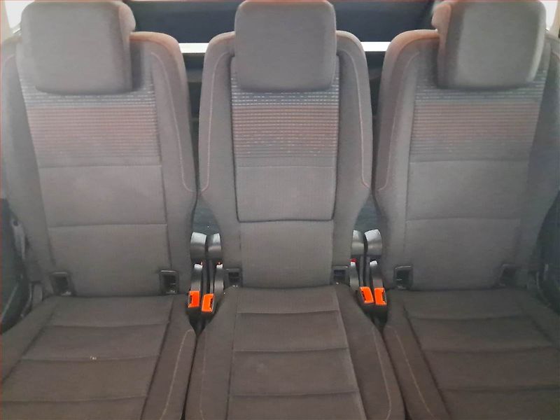 Volkswagen Touran (2017) 1.4 TSI, Navi, Tempomat - fotka 10 z 21
