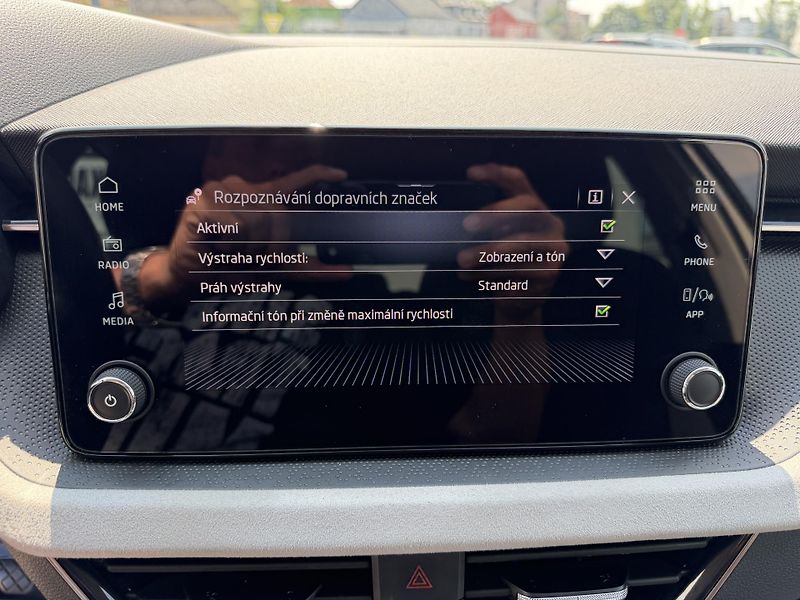 Škoda Scala 1,0 TSi/85kW Selection - fotka 33 z 75