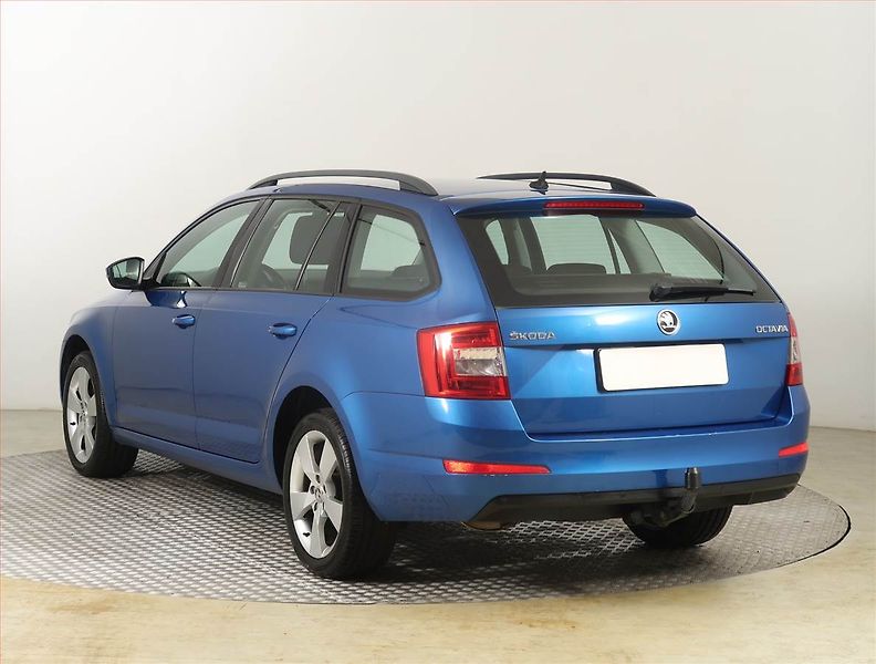 Škoda Octavia (2016) Ambition Plus 1.4 TSI, ČR - fotka 4 z 21