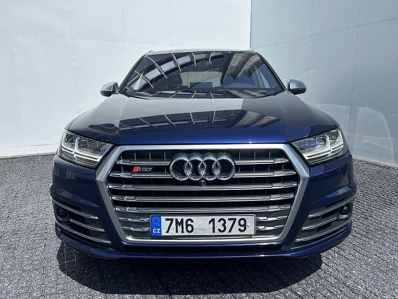 Audi SQ7 (2018) 4.0 biTDI V8 320 kW tiptronic - fotka 2 z 62