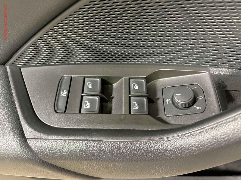 Škoda Octavia (2022) 2.0 TDi, ČR, LED, ACC - fotka 12 z 15