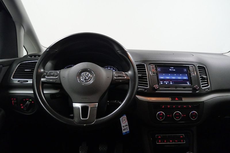 Volkswagen Sharan - fotka 17 z 23