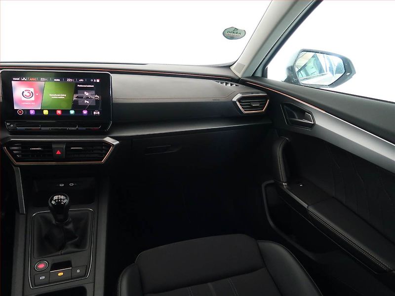 Cupra Formentor (2022) 1.5 TSI - fotka 8 z 15