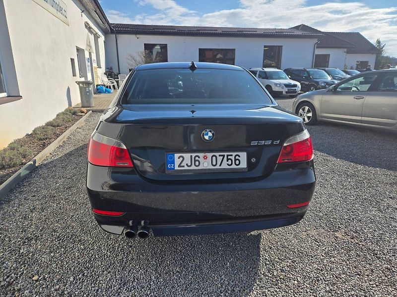 BMW Řada 5 (2005) 3.0 TDI  Automat - fotka 5 z 18