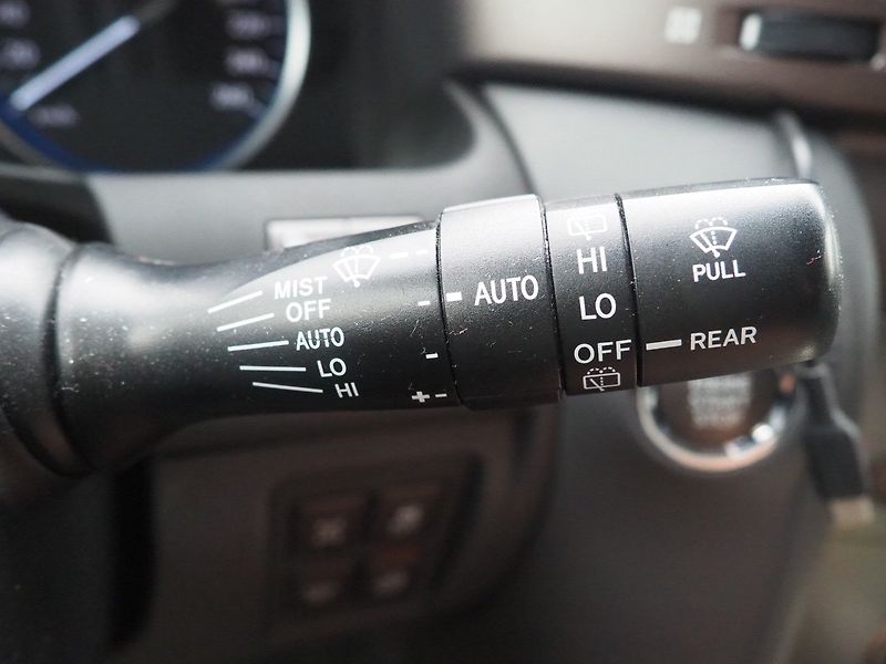 Lexus LX 570 (2009) 5.7i  LPG - fotka 26 z 39