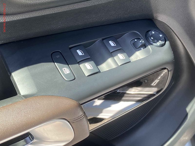 Citroën C5 Aircross (2019) 1.2PT, Shine, kůže, panor - fotka 11 z 21