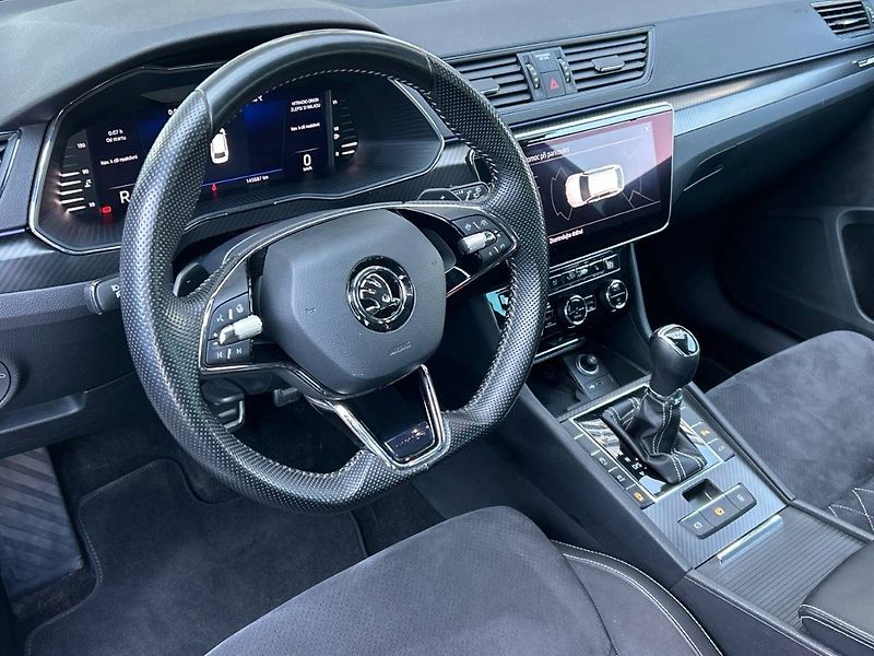 Škoda Superb (2021) kombi 2.0 TDI 7DSG Sportline - fotka 22 z 35