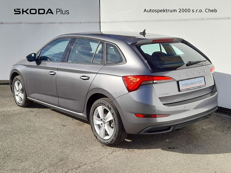 Škoda Scala Ambition Plus 1.5 TSI 110kW 6M - fotka 16 z 28