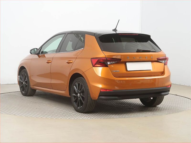 Škoda Fabia (2022) 1.0 TSI, Navi, Tempomat - fotka 4 z 18