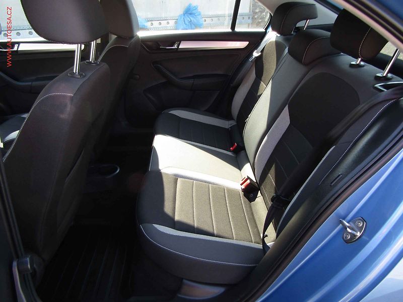 Škoda Rapid (2018) 1.0 TSi, 2.maj,ČR, AC - fotka 10 z 19