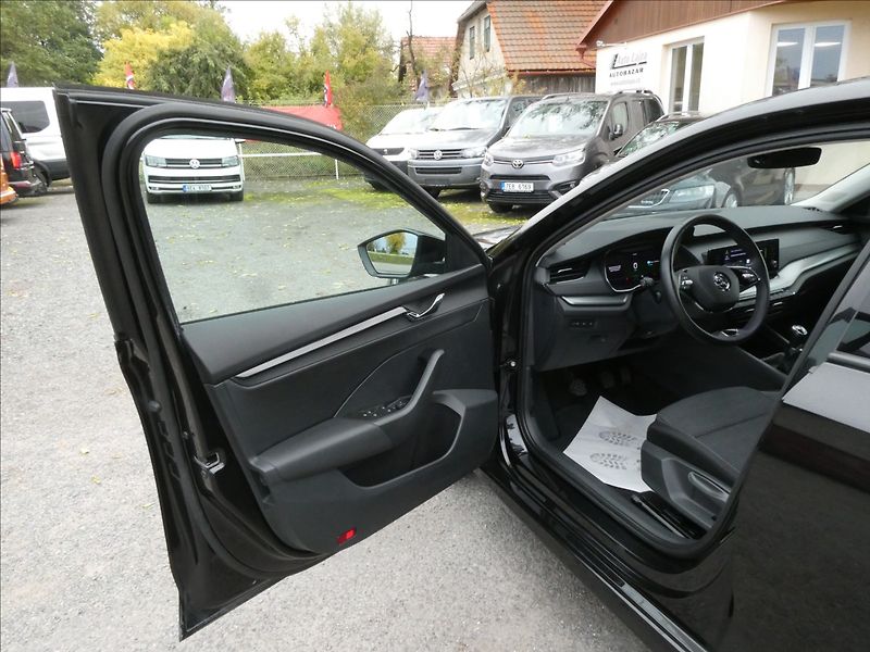 Škoda Octavia 2,0 TDi 110kW serviska,ČR,DPH - fotka 22 z 46