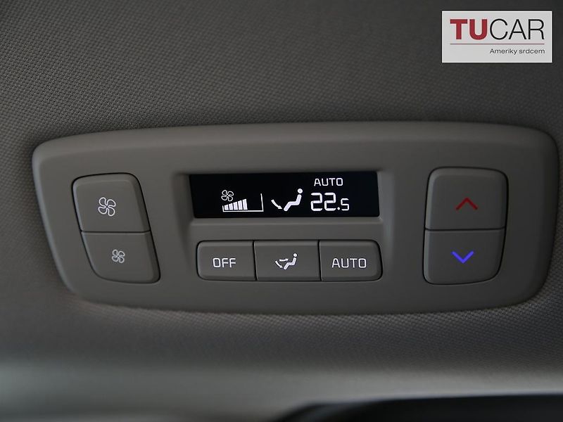 Kia Carnival (2025) 3.5 V6 Benzín Automat 8 Míst  - fotka 36 z 45