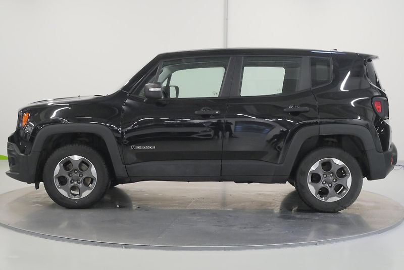 Jeep Renegade - fotka 3 z 27