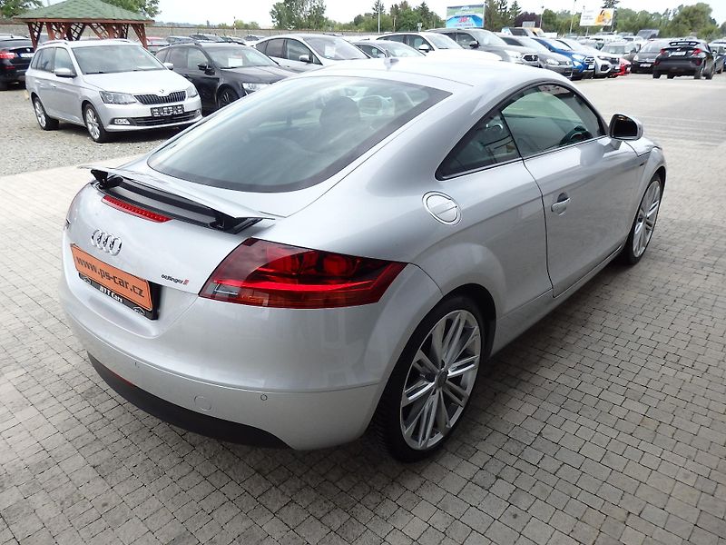 Audi TT 2.0 TFSI 147 kW ZÁLOHOVÁNO - fotka 4 z 16