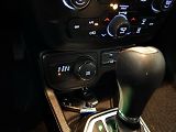 Jeep Renegade (2020) 1.3i,T4,180CV,REZERVOVÁNO - náhled 23