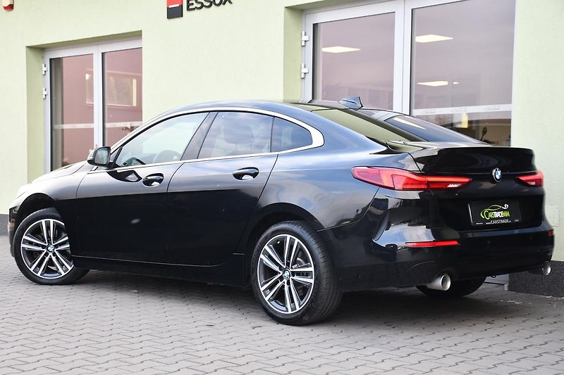 BMW Řada 2 218d TAŽNÉ HUD ČR 1M - fotka 3 z 41