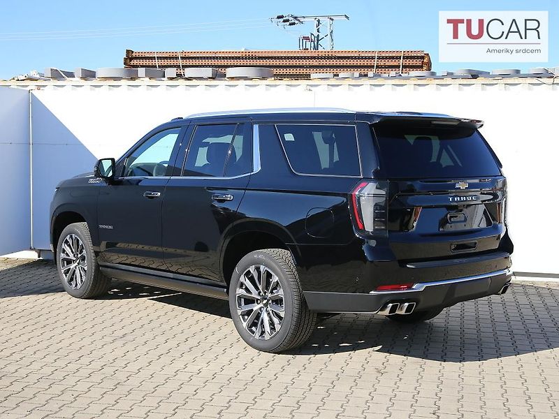 Chevrolet Tahoe High Country 6,2 V8 - fotka 3 z 48