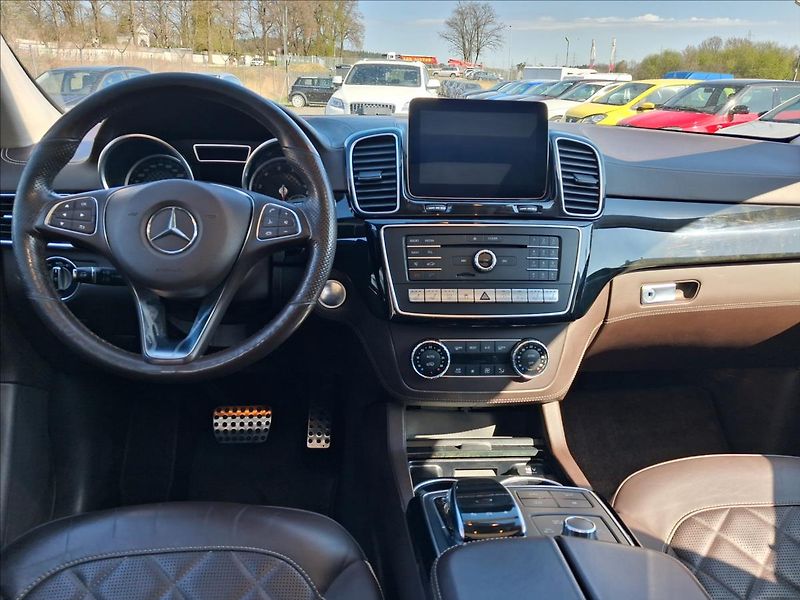 Mercedes-Benz GLE 3,0 450 AMG 4M, ČR, DPH - fotka 10 z 17