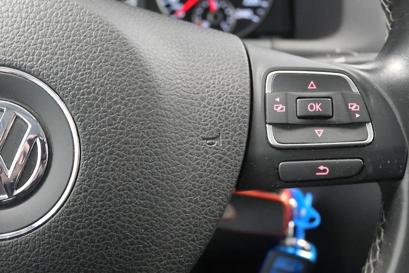 Volkswagen Touran - fotka 20 z 26
