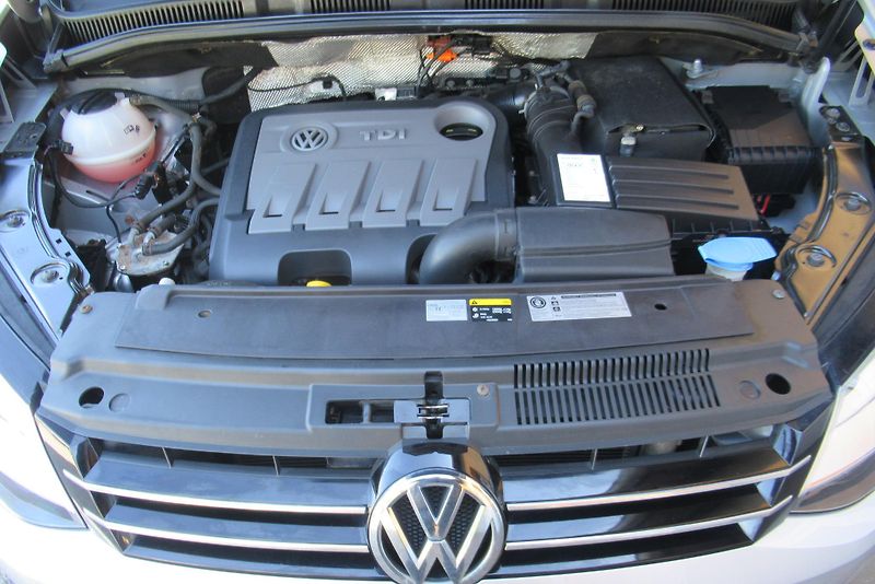 Volkswagen Sharan 2.0 TDi  KLIMA WEBASTO TAŽNÉ - fotka 22 z 23