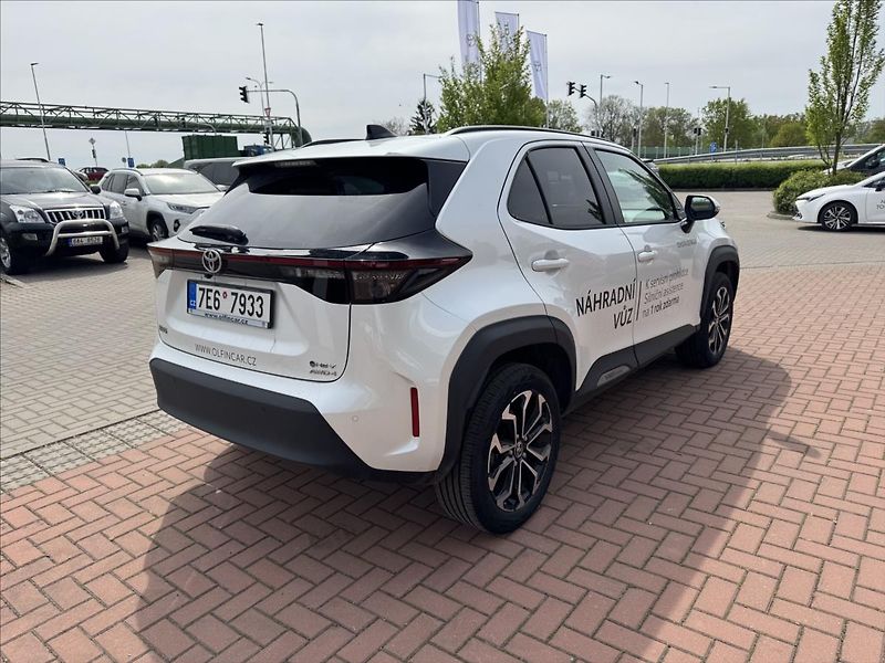 Toyota Yaris Cross 1,5 Style 4x4 - fotka 5 z 12