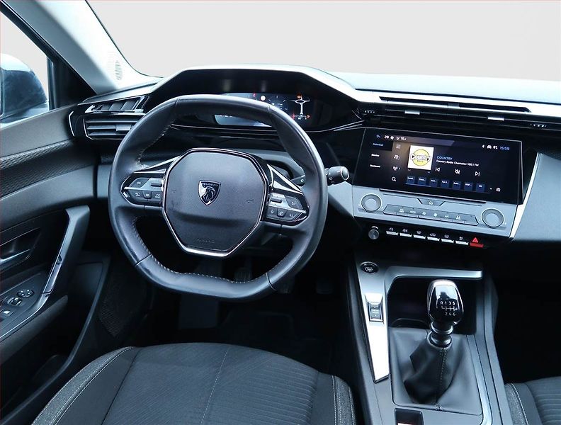 Peugeot 308 (2022) Active 1.2 PureTech - fotka 7 z 15