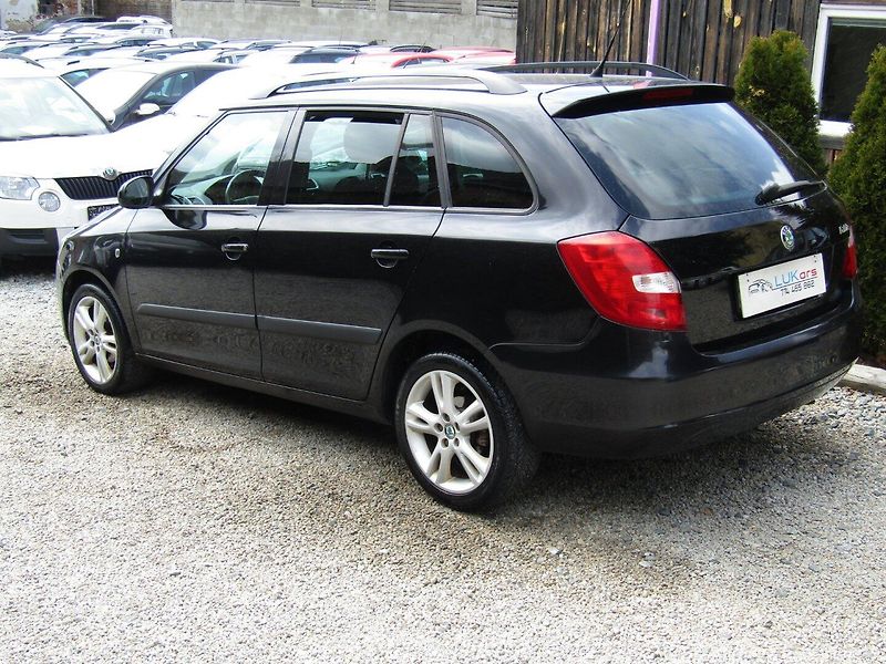 Škoda Fabia (2008) 1.4 16V  63kW  SPORT - fotka 5 z 38