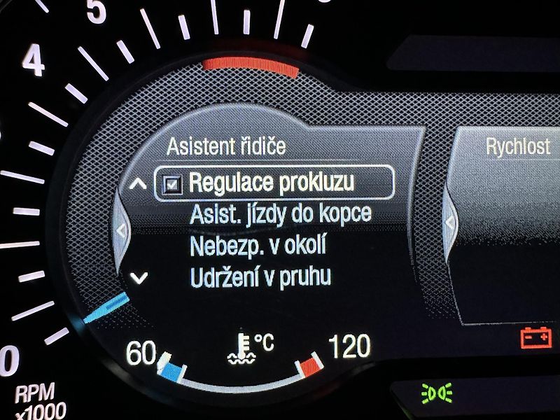 Ford Galaxy Titanium 2.5i HEV 190k aut. - fotka 21 z 30