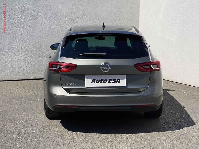 Opel Insignia (2019) 2.0 CDTI, autoAC - fotka 5 z 17