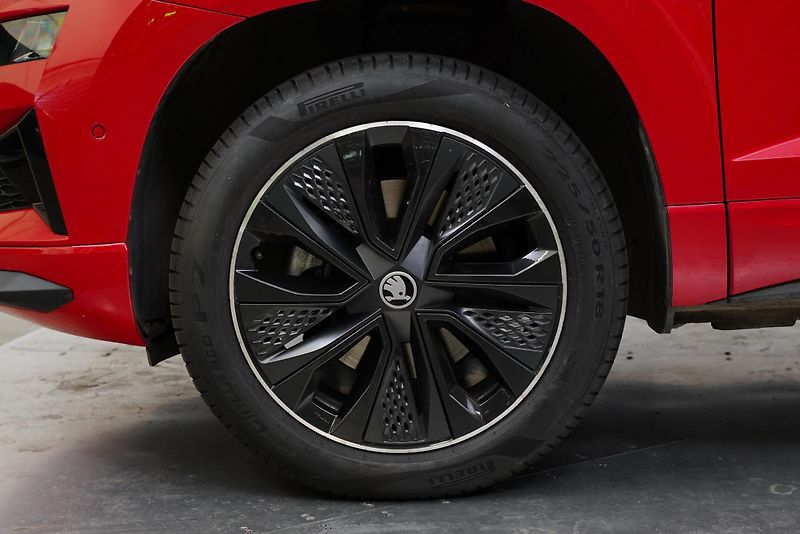Škoda Karoq - fotka 10 z 29