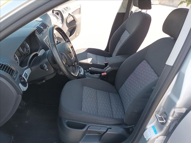 Škoda Octavia 1,2 TSI,77kw,KLIMA,TEMPOMAT, - fotka 15 z 29