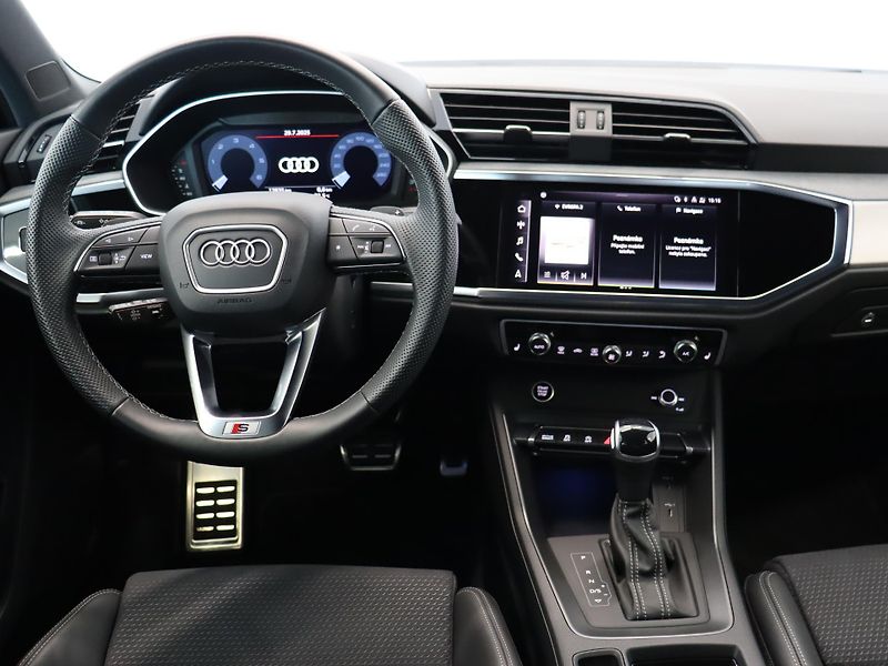 Audi Q3 Spb Sline 35 TDI quattro Stron - fotka 13 z 15