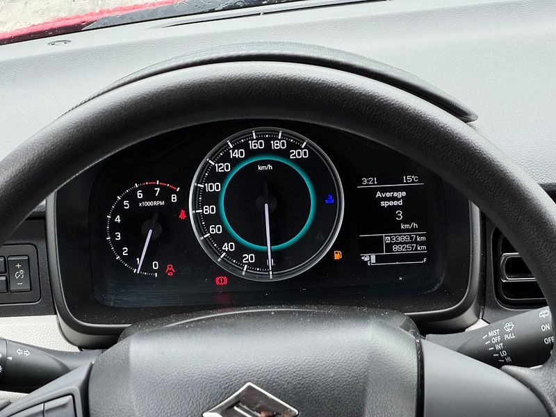 Suzuki Ignis (2017) 1.2i 66kW - fotka 18 z 31