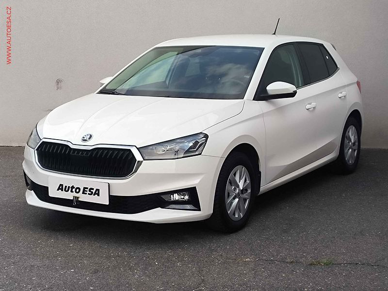 Škoda Fabia (2022) 1.0 TSi, ČR, Style, LED - fotka 3 z 24