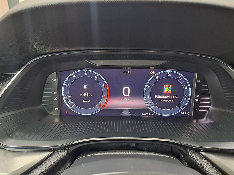 Škoda Octavia (2022) 1.0 TSI E-TEC DSG7, ZÁRUKA - fotka 22 z 33