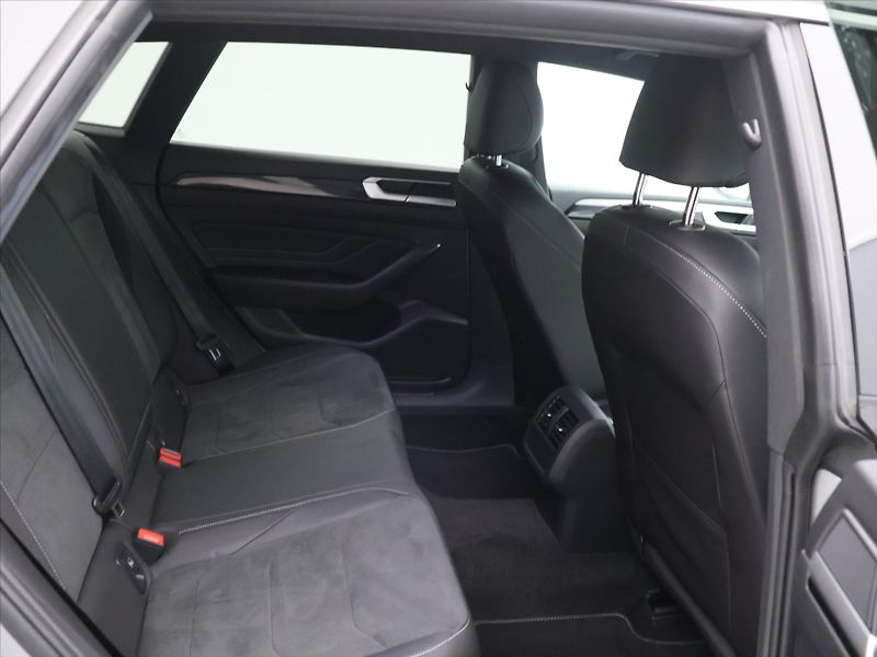Volkswagen Arteon Shooting Brake 2,0 TDI 110kW DSG R-Line CZ DP - fotka 13 z 32