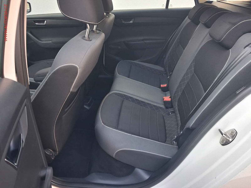 Škoda Fabia (2022) 1.0 TSi, 1.maj,ČR, Ambition - fotka 10 z 15