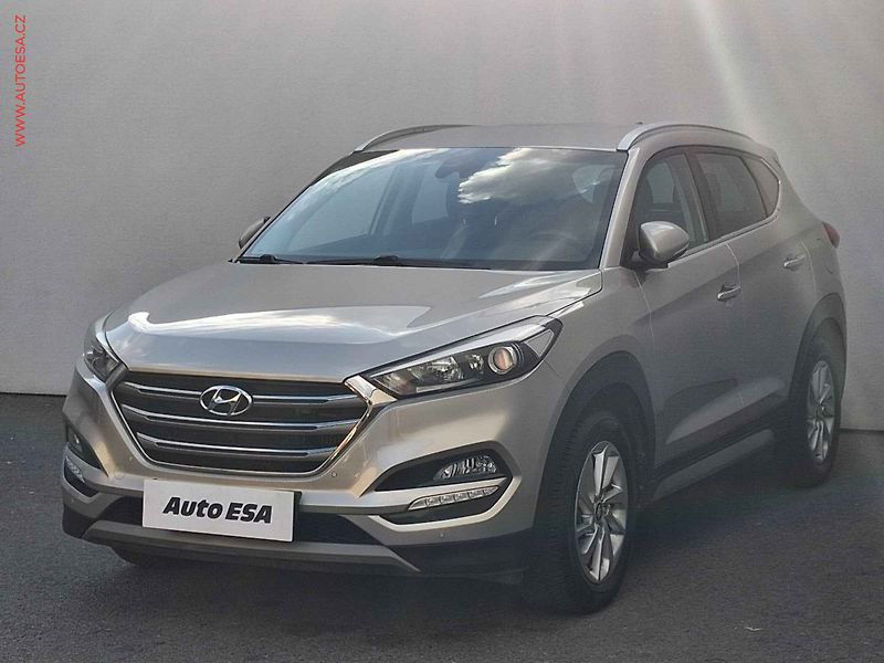 Hyundai Tucson (2017) 1.7 CRDi, AT, navi, kamera - fotka 3 z 19