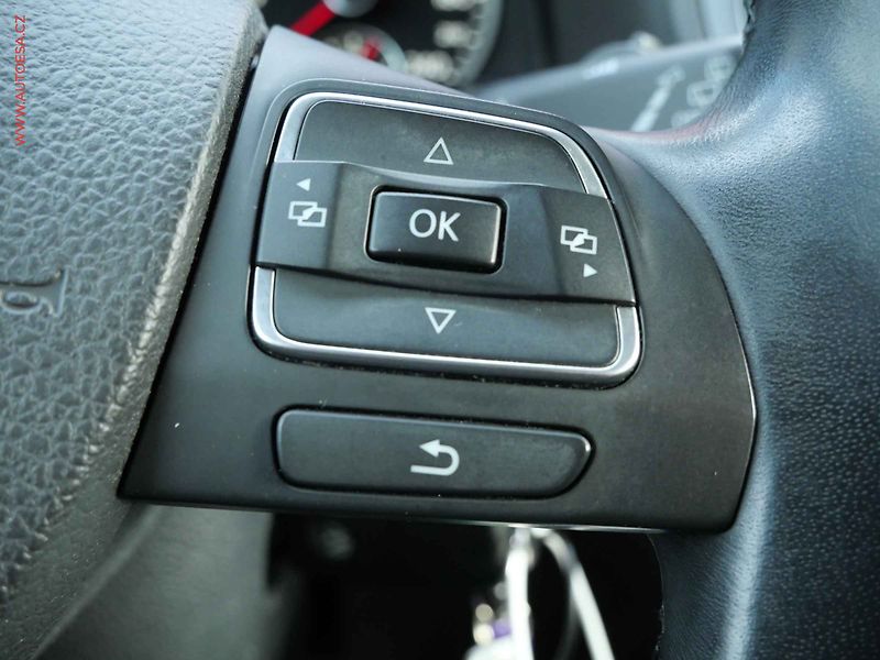 Volkswagen Tiguan (2014) 1.4 TSi, ČR, STK5/28 - fotka 17 z 21