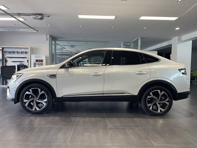 Renault Arkana (2025) TECHNO 1,3TCe 140k EDC - fotka 2 z 27