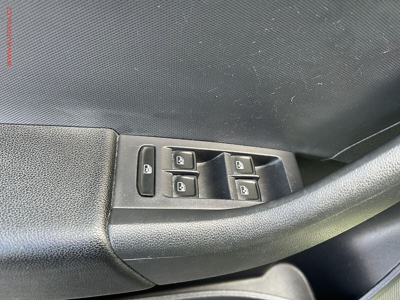 Škoda Rapid (2016) 1.2TSI, ScoutLine - fotka 11 z 19