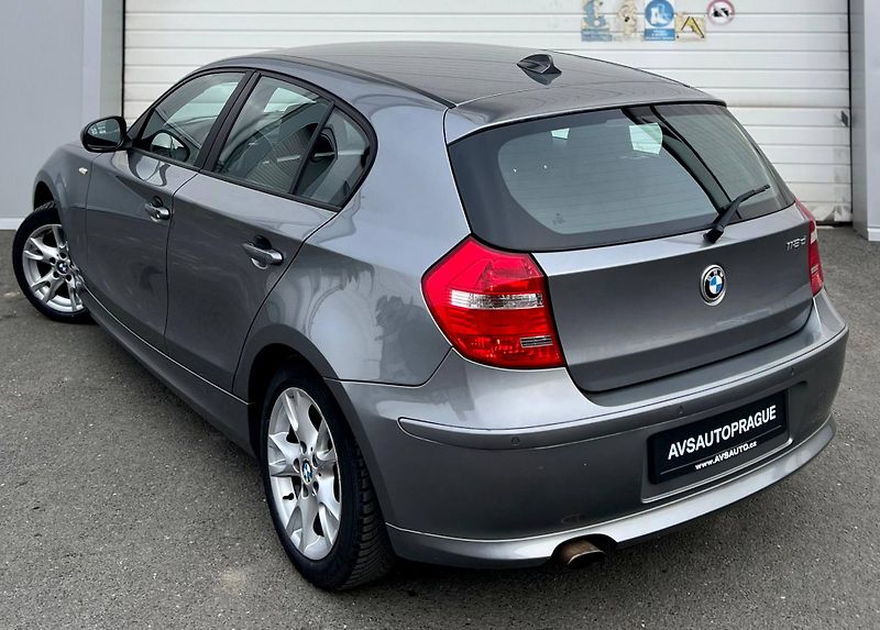 BMW Řada 1 (2010) (E87) LCI SPORTOVNÍ HATCHBACK - fotka 6 z 24