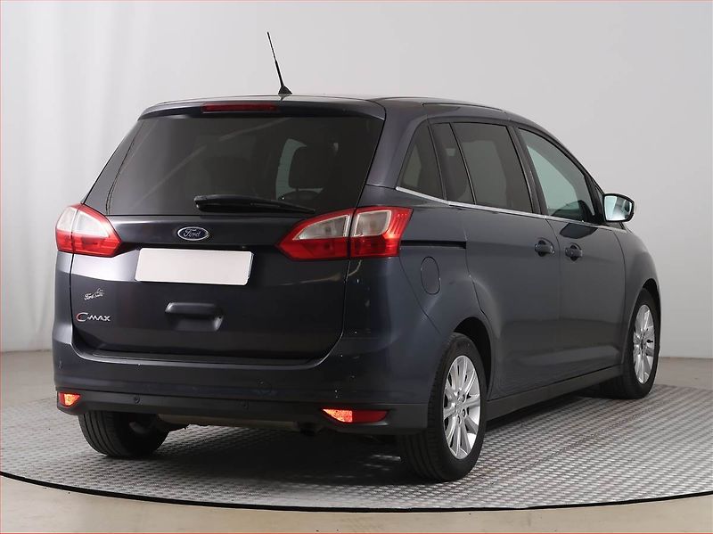 Ford Grand C-MAX (2014) 2.0 TDCi, 7 míst, Navi - fotka 5 z 19