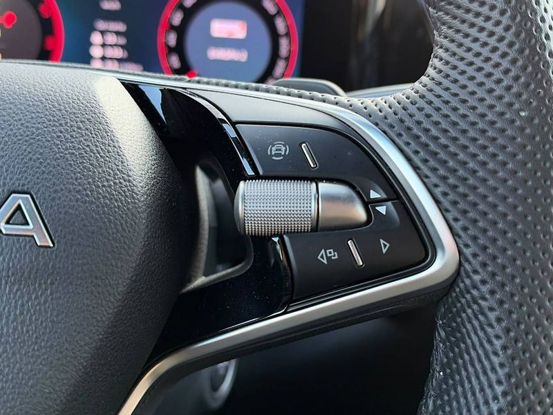 Škoda Kodiaq SportLine 2,0 TDI 110 kW 7° DS - fotka 14 z 39