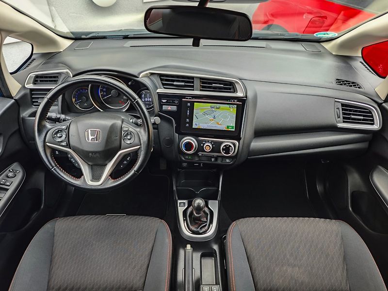 Honda Jazz (2018) 1.5 i-VTEC Dynamic Kamera 96kW - fotka 7 z 44