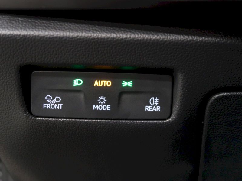 Škoda Superb (2025) iV SPORTLINE 1.5TSI 150KW NAVI - fotka 42 z 47