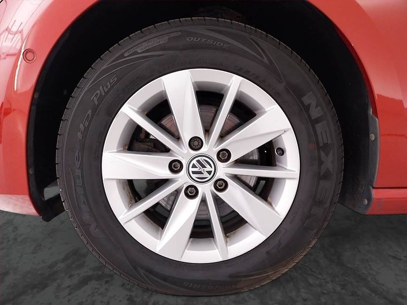 Volkswagen Golf (2015) 1.2 TSI, Serv.kniha, Tempomat - fotka 15 z 20